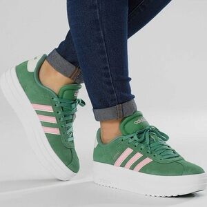 💚NWT Adidas VL Court Bold Platform Sneakers Shoes Green with Pink Stripes 6.5💚